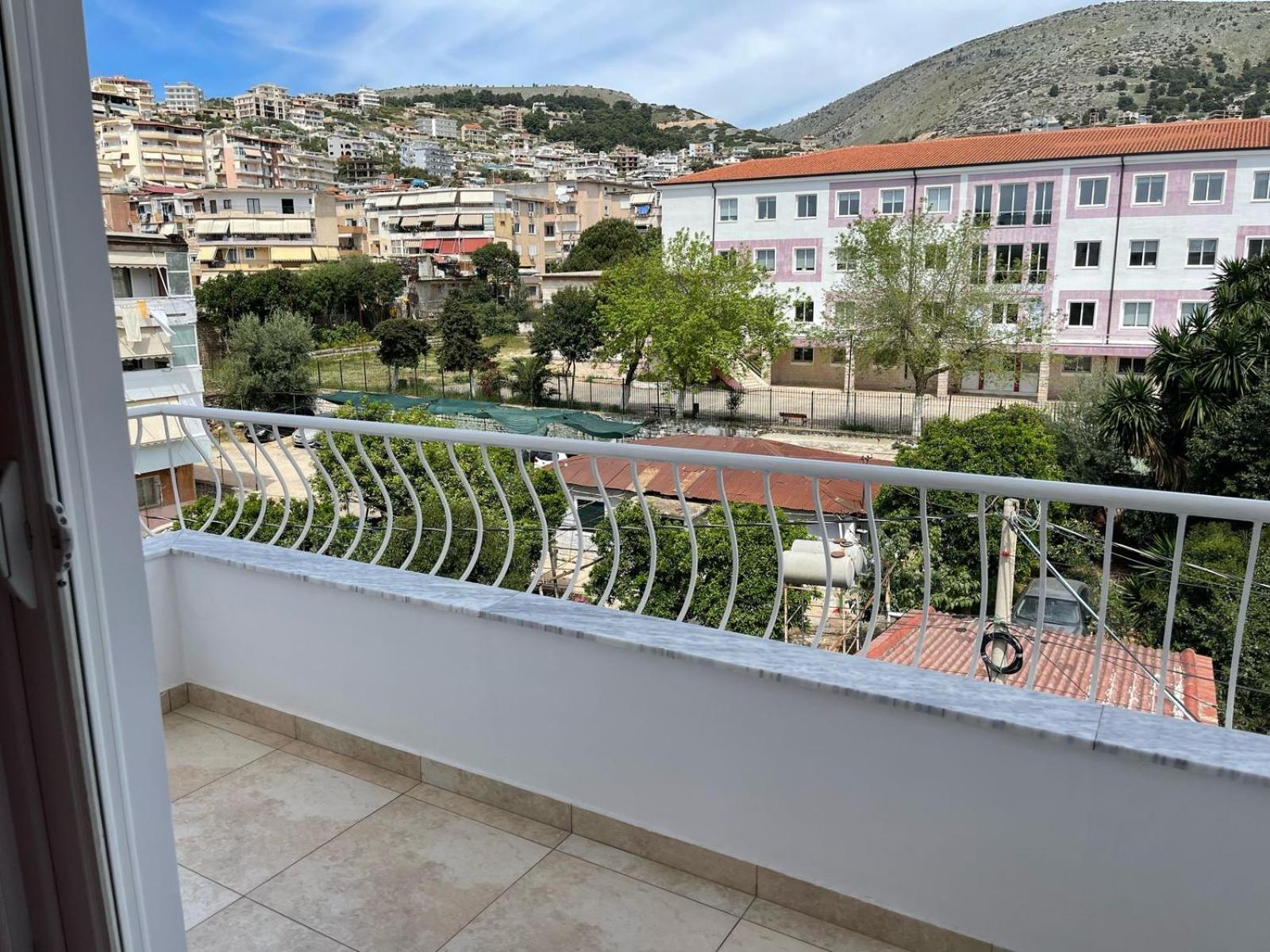 Linda Home Sarandë 外观 照片