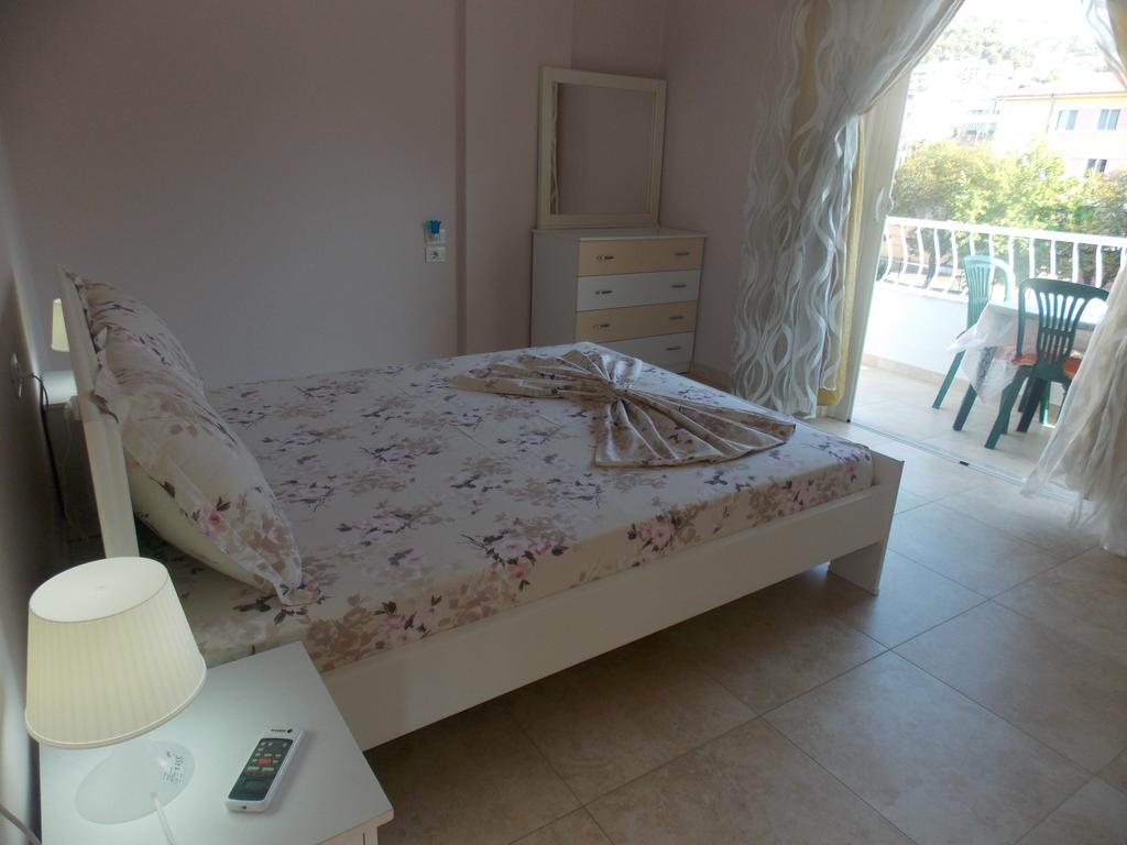 Linda Home Sarandë 外观 照片